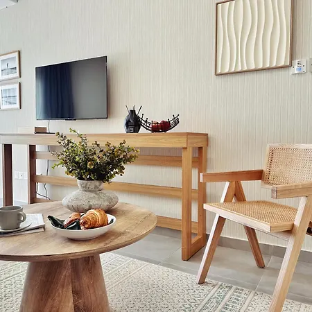 Grace Living - Studio 204